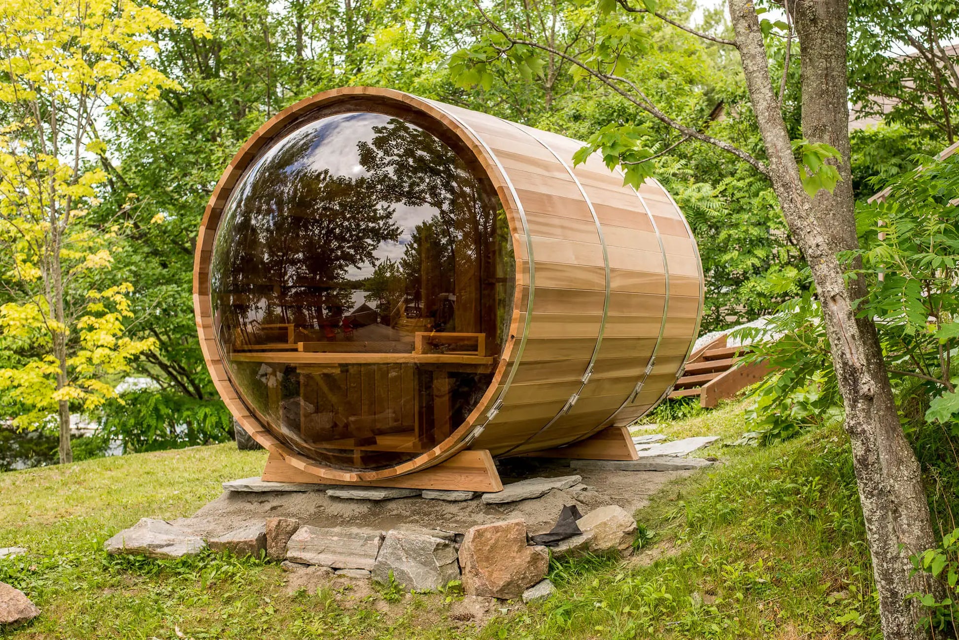 Red Cedar 6 Person Outdoor Barrel Sauna Room with Burning Sauna Heater for Exports